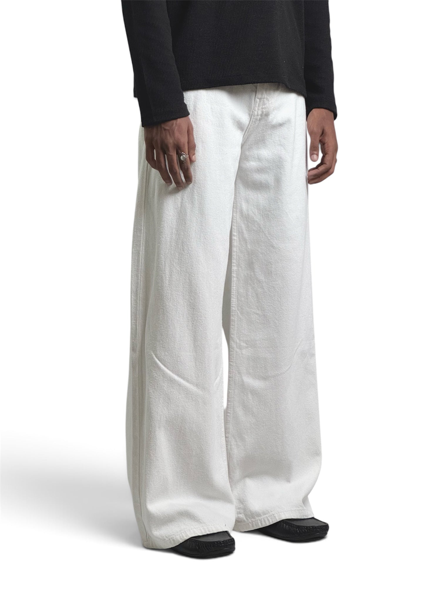 LUNAR WHITE WIDE