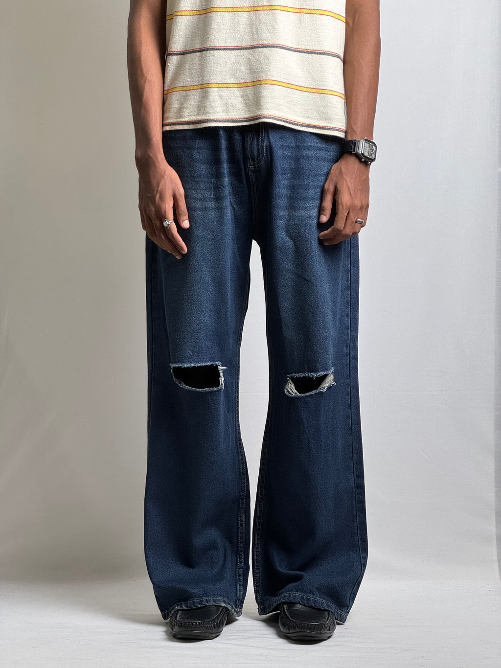 ASTRO DISTRESSED BAGGY