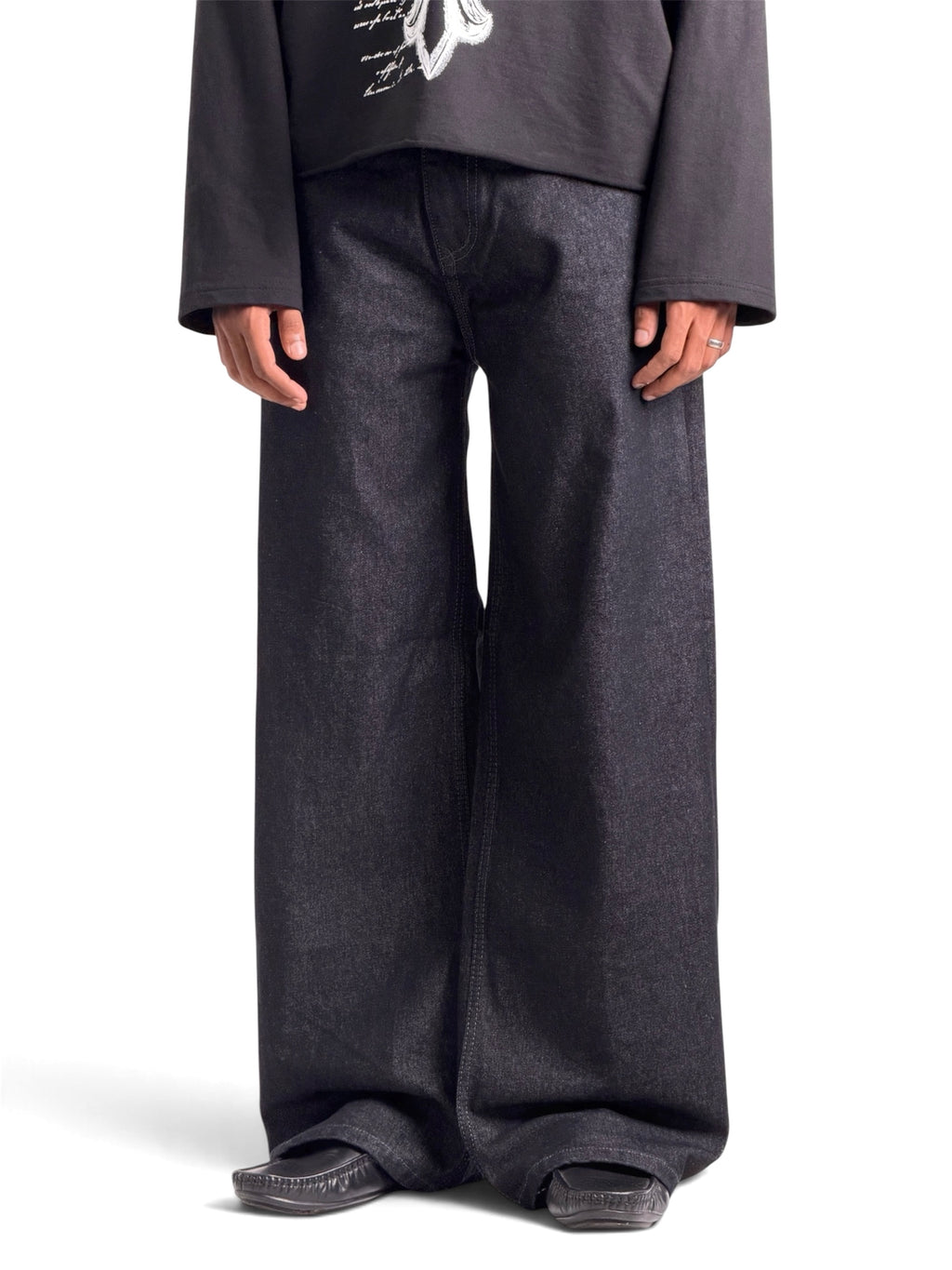 BLACK RAW DENIM