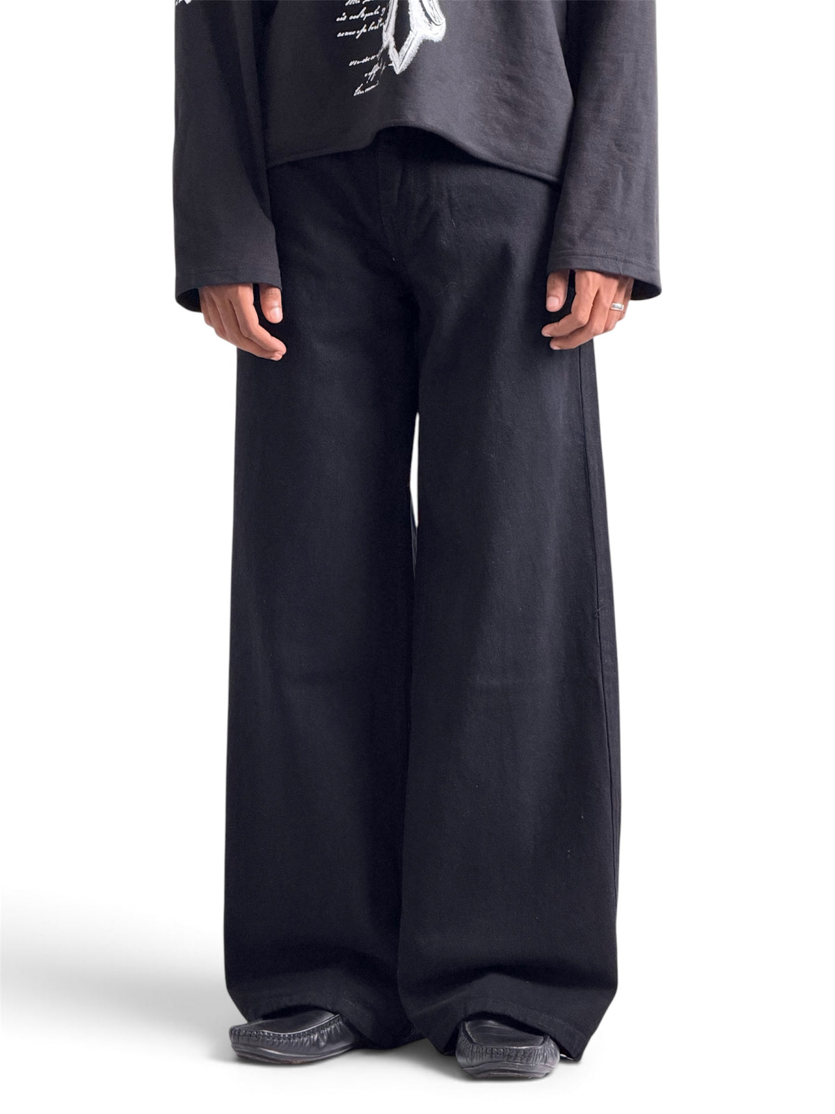 ULTRA BLACK WIDE