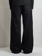 JET BLACK WIDE