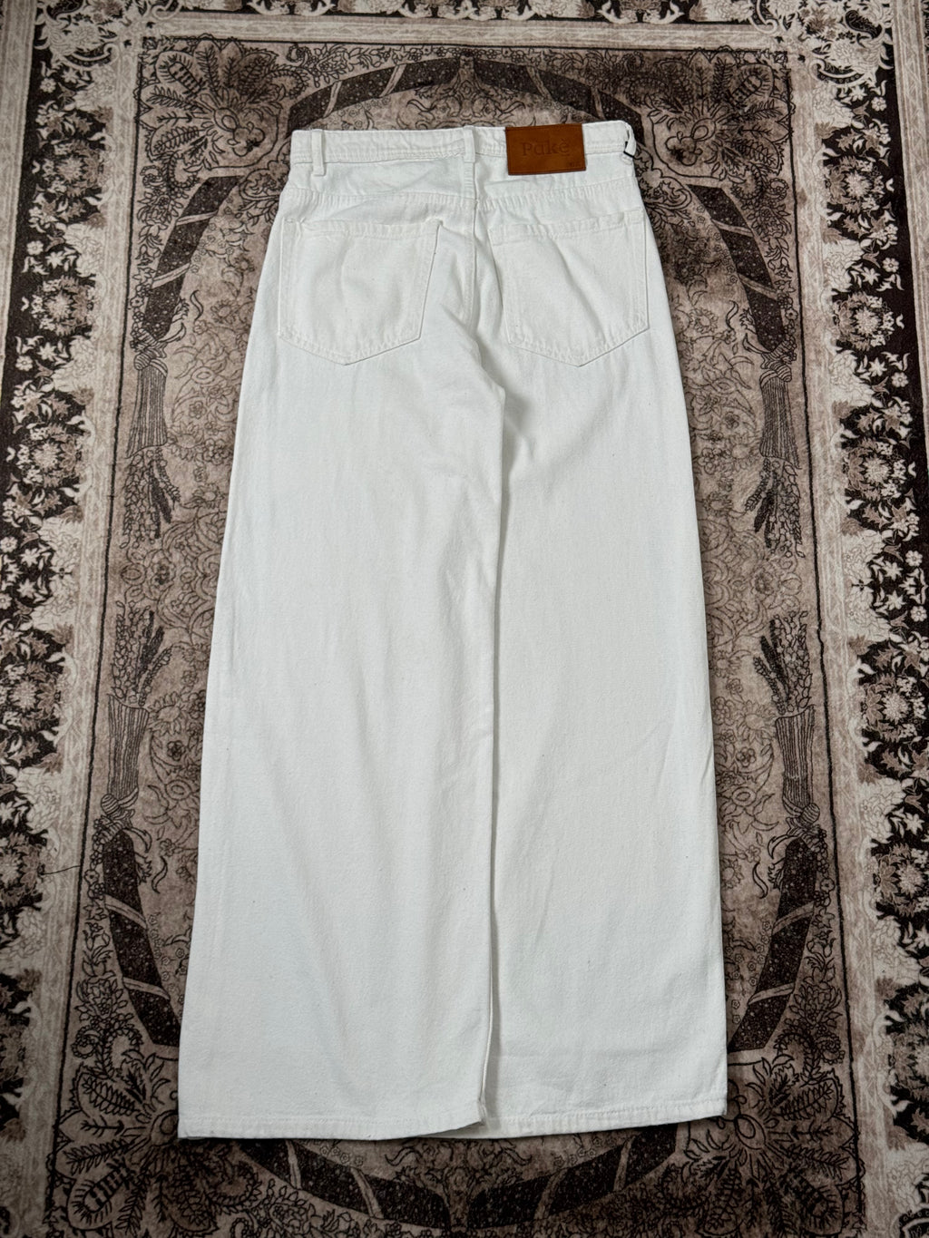 LUNAR WHITE WIDE
