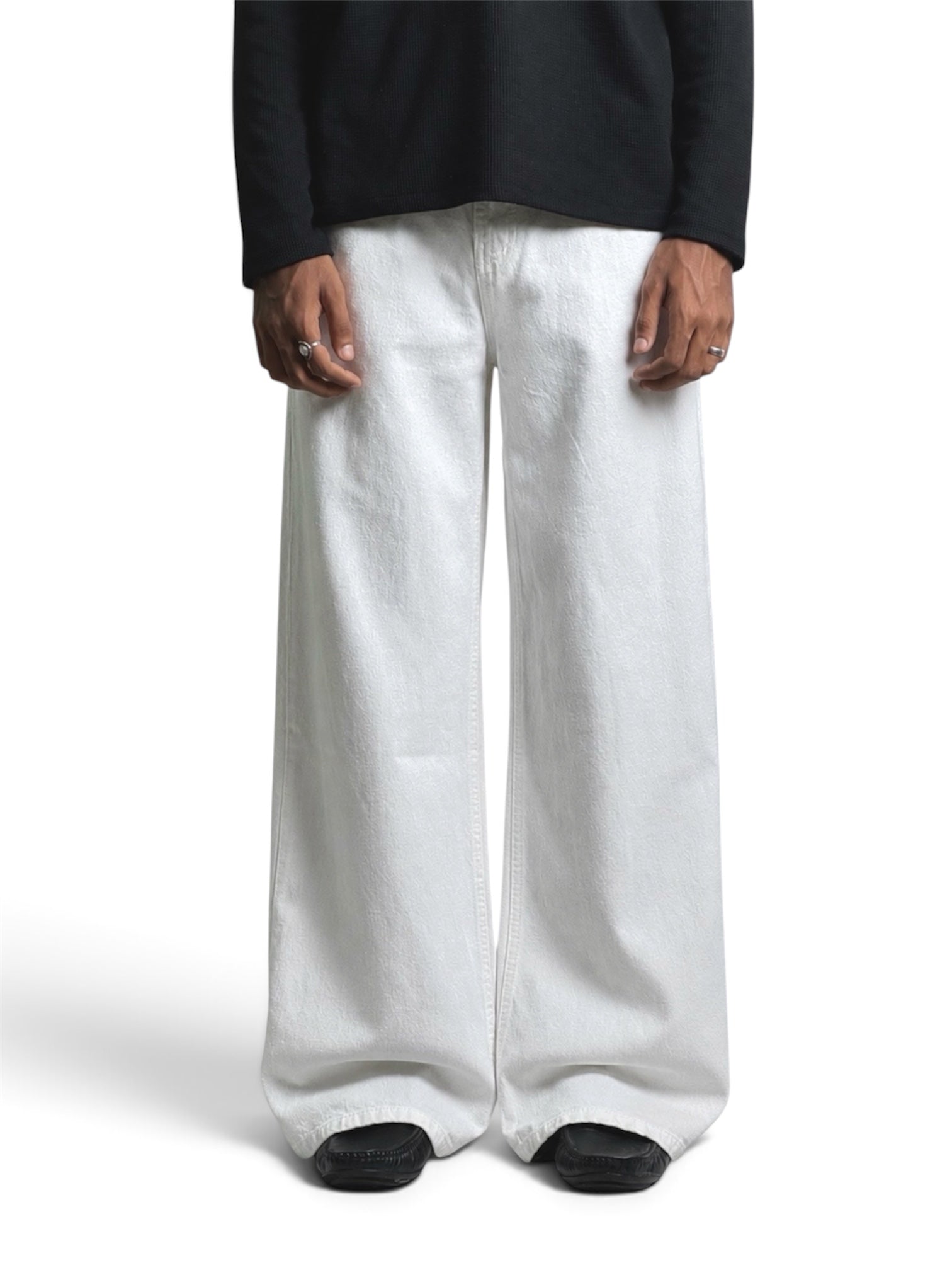 LUNAR WHITE WIDE